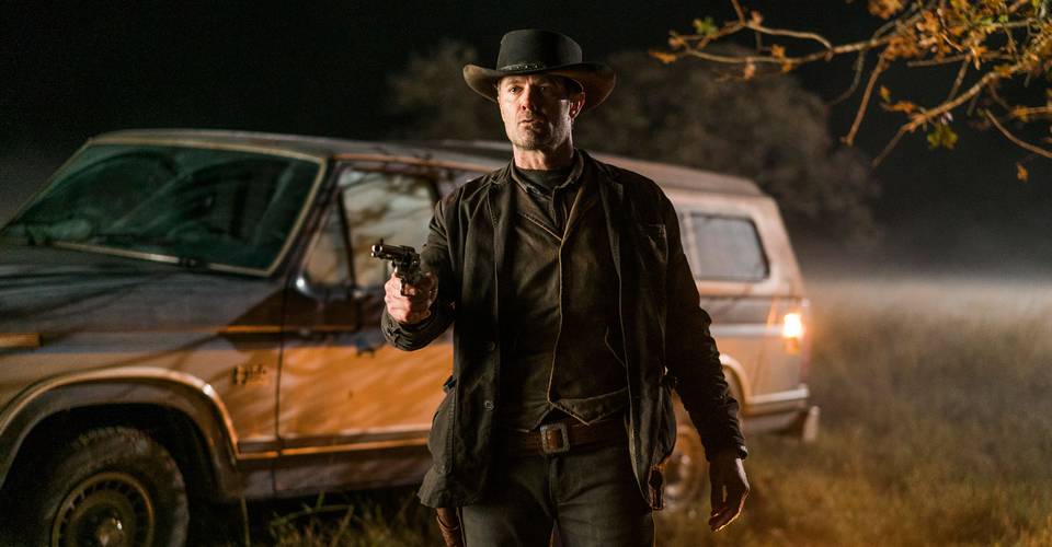 Dillahunt Calls Fear The Walking Dead Character Opposite of Negan Dillahunt Calls Fear The Walking Dead Character Opposite of Negan